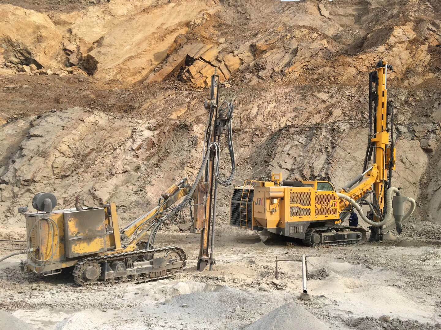 DTH Drilling Rig
